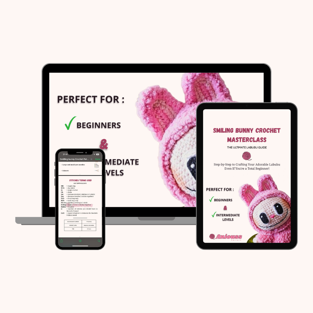Digital display of a crochet masterclass with a pink bunny and text on screens.